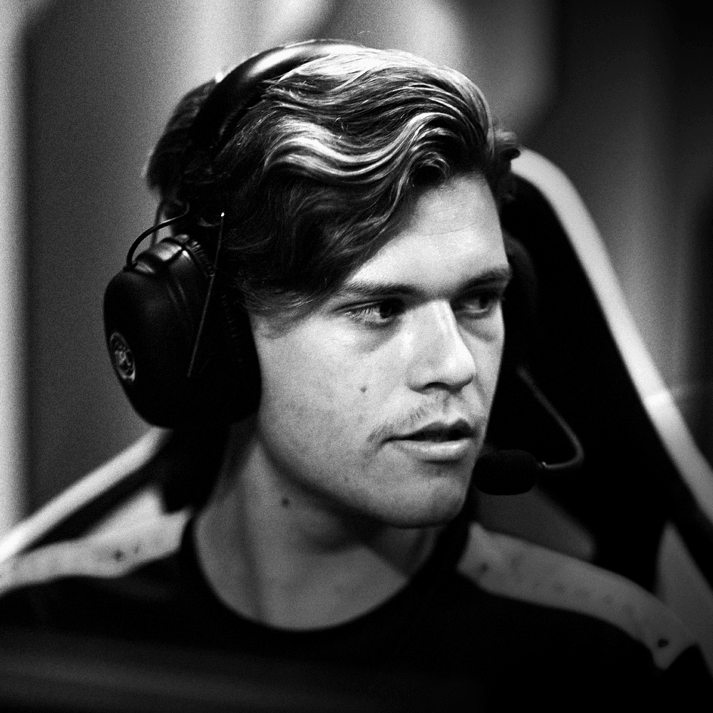 Jinjo - Professional LoL Coach